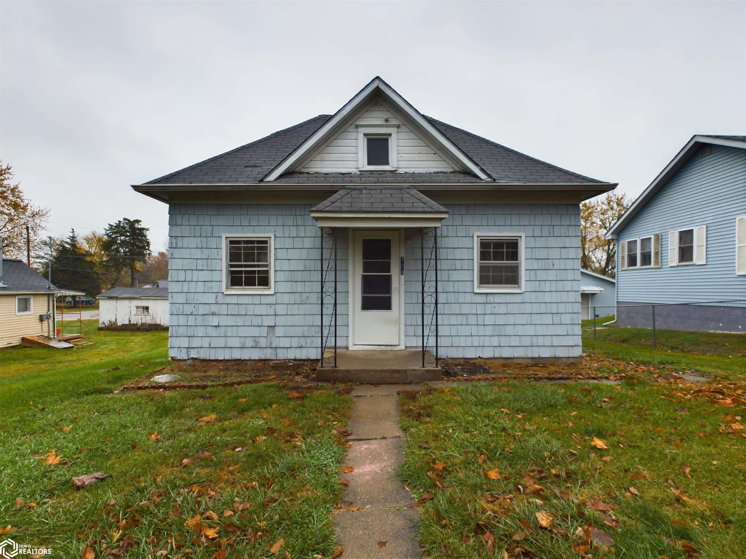 Listing 706 S Webster Street Ottumwa IA 52501