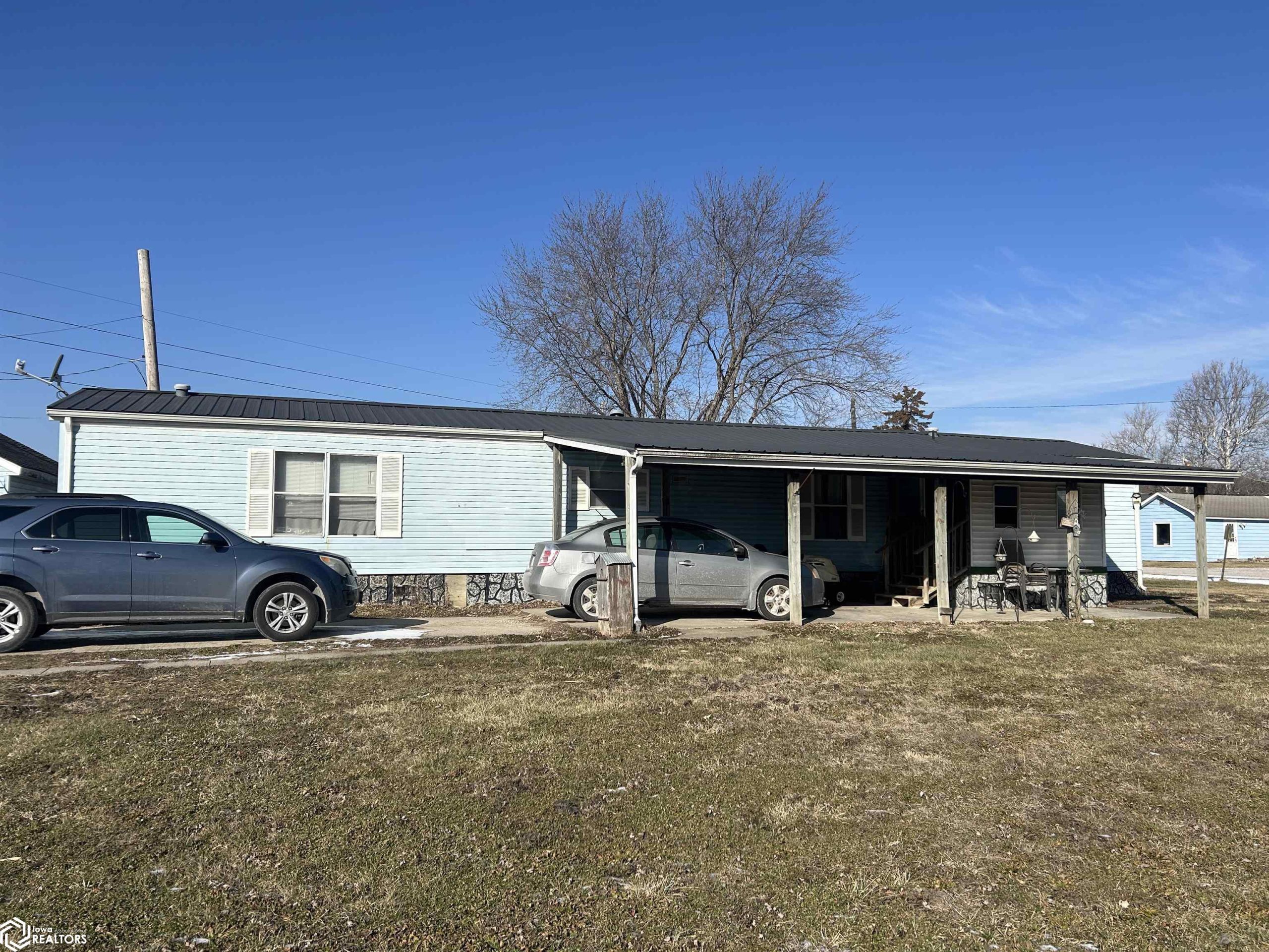 Listing 2306 W Main Street Ottumwa IA 52501